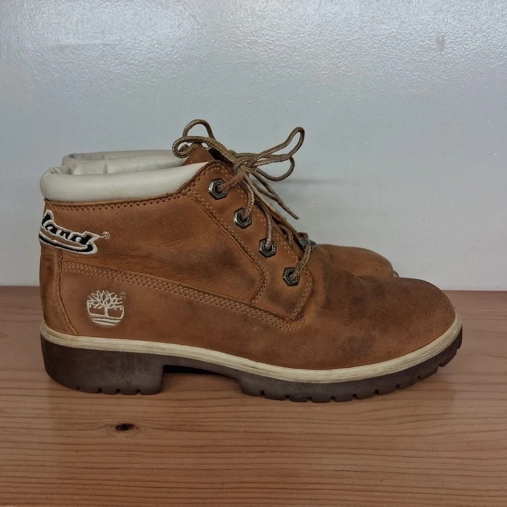 Vintage Y2K Timberland Leather Ankle Chukka Boots‎ Spell Out Logo Women's 8 M